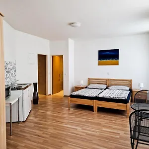 Apartment Young Service, Wien